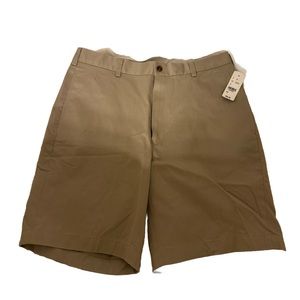 Men’s Brooks Brothers Chinos Size 34 New With Tags..